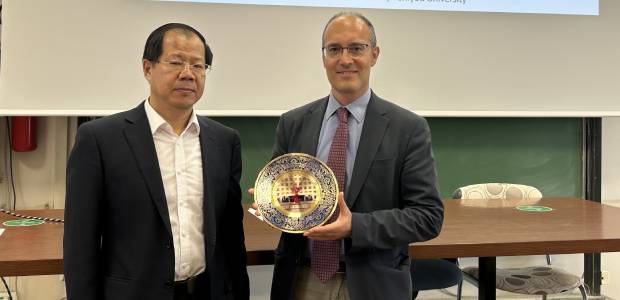 Immagine relativa al contenuto Delegazione dell'Università cinese Shiyou di Xi'an in visita al DIETI