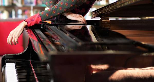 Immagine relativa al contenuto La pianista Maria Gabriella Mariani alla Domus Ars