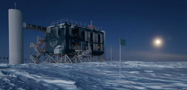 Immagine relativa al contenuto Possibili tracce della Materia Oscura osservate dall'IceCube in Antartide