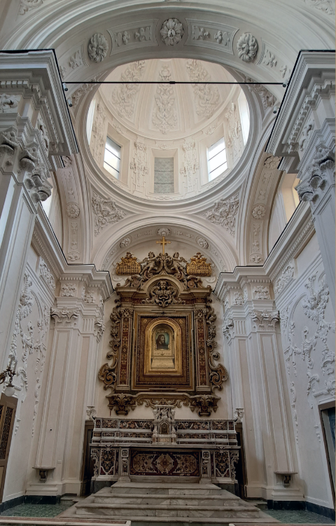 Interno della Chiesa di San'Antoniello a Port'Alba