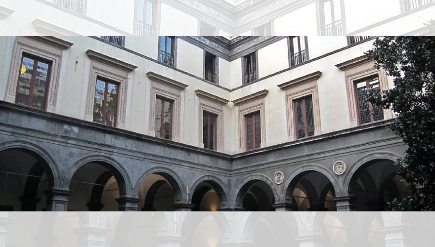 cortile palazzo gravina