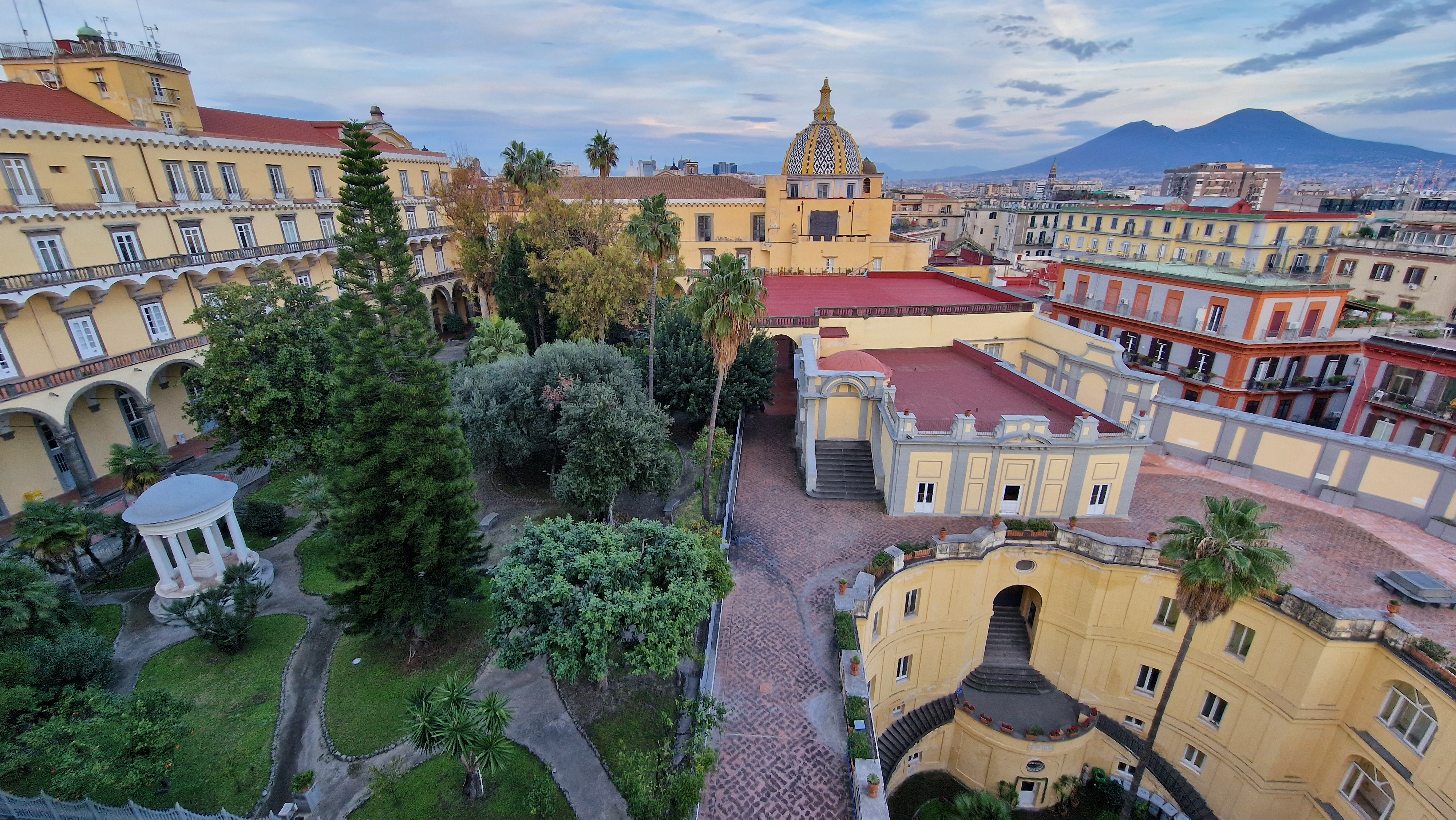 /documents/d/guest/foto-federico-dall-alto-jpg