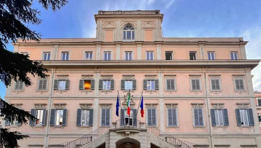 /documents/d/guest/roma-viila-altieri-jpg